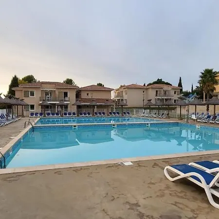 Apartamento Studio Residence 3 Etoiles Odalys Les Oceanides Piscine Plage Argentiere Parking Boite A Cle La Londe-les-Maures